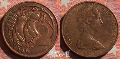 Новая Зеландия 2 цента 1982 года, KM# 32, 346-048
